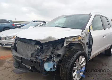 2017 Buick Enclave Premium z USA, uszkodzony, nr VIN 5GAKVCKD0HJ181510